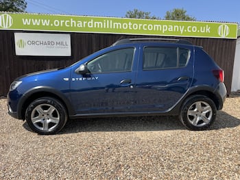 Used Dacia Sandero Stepway 2019 for sale - 79507816: Photo