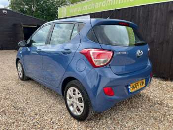 Used Hyundai i10 2015 for sale - 74608575: Photo