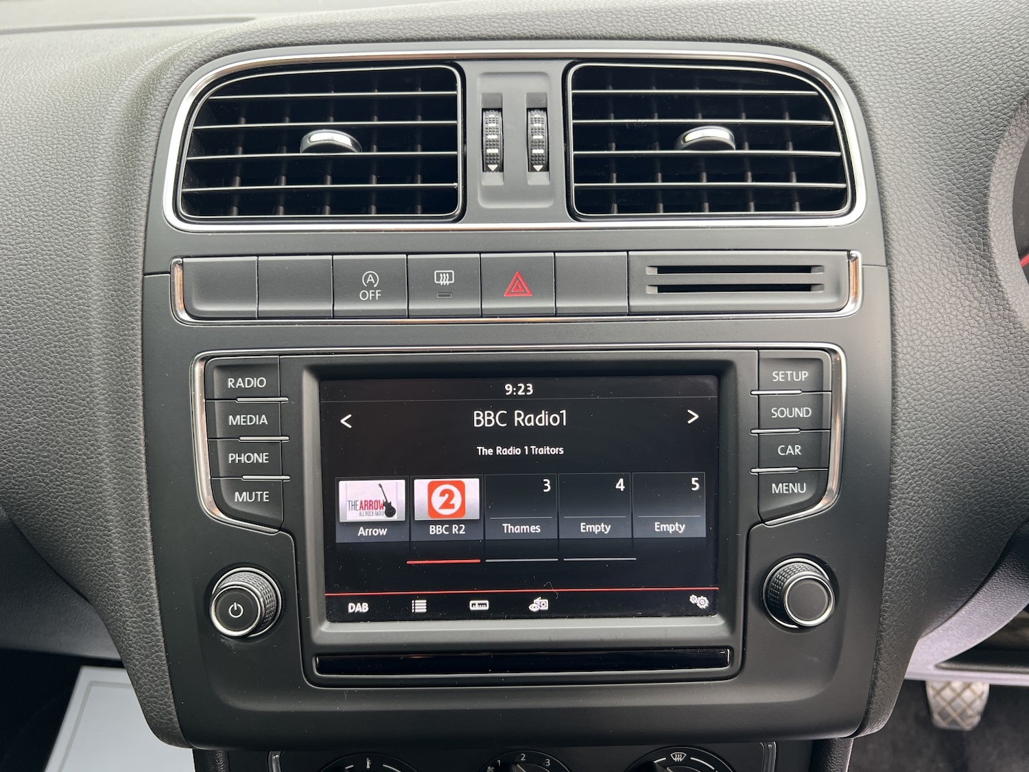 Used Volkswagen Polo 2014 for sale - 76412256: Photo 11