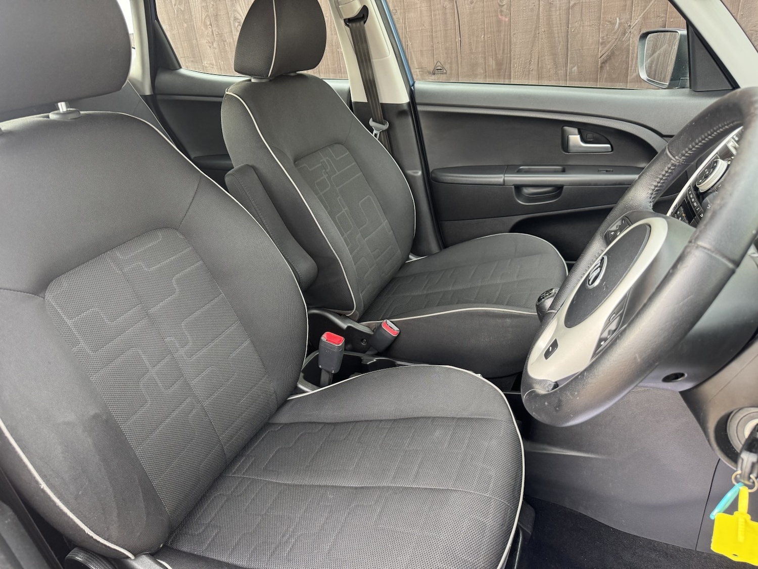 Used Kia Venga 2012 for sale - 76412245: Photo 13