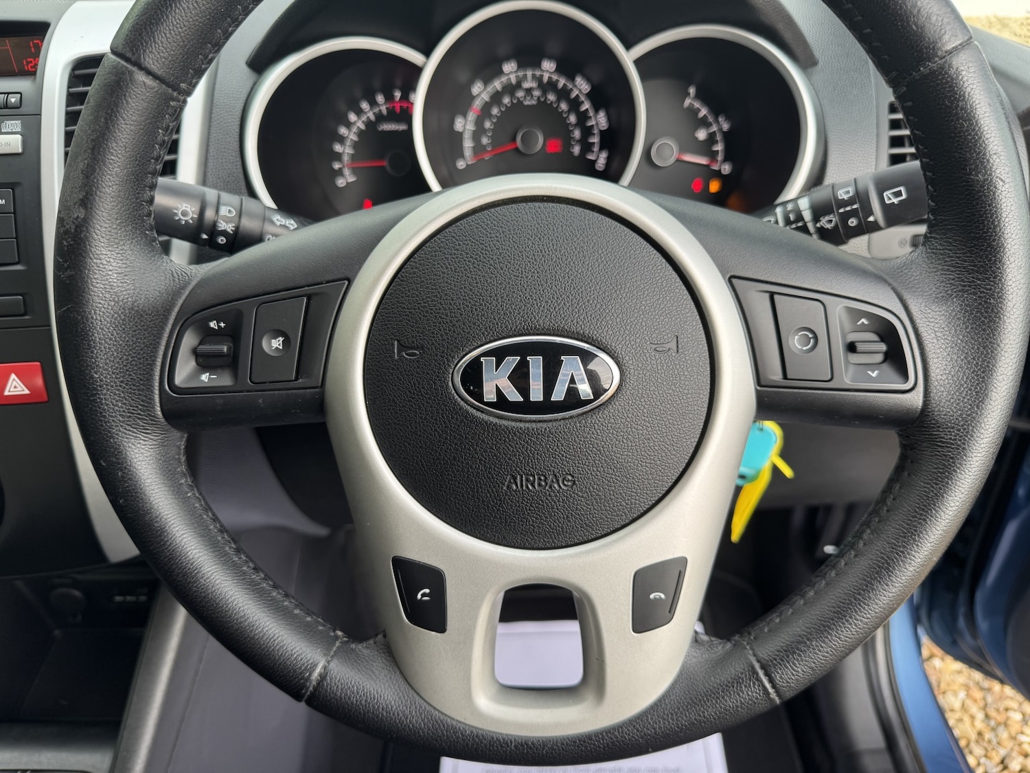 Used Kia Venga 2012 for sale - 76412245: Photo 16