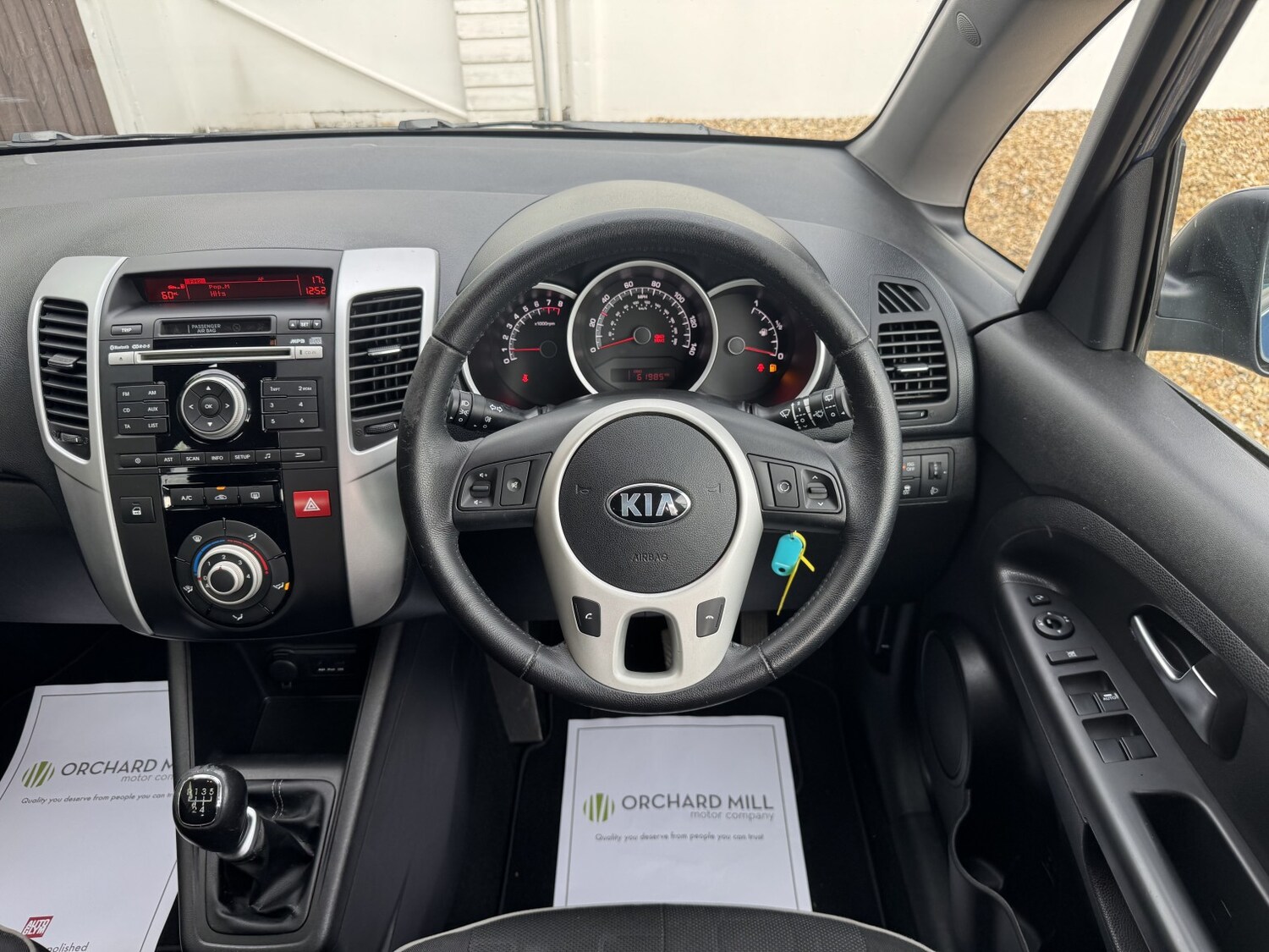 Used Kia Venga 2012 for sale - 76412245: Photo 9