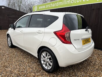 Used Nissan Note 2015 for sale - 77140747: Photo