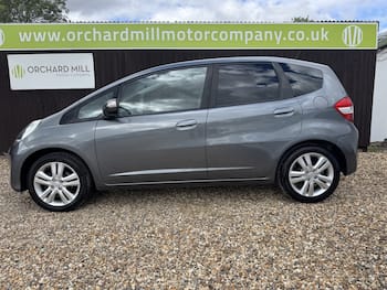 Used Honda Jazz 2014 for sale - 79731944: Photo