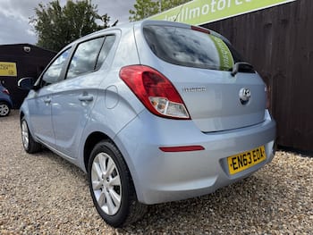Used Hyundai i20 2014 for sale - 79779709: Photo