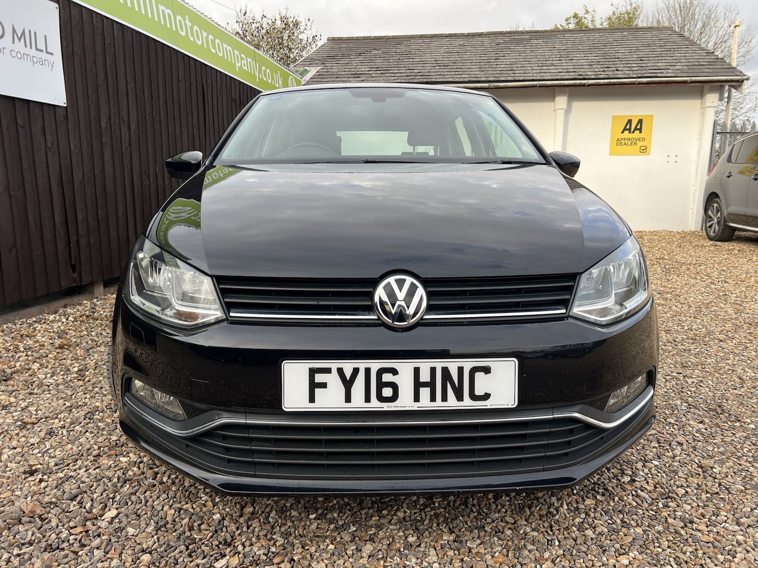 Used Volkswagen Polo 2016 for sale - 76412254: Photo 2