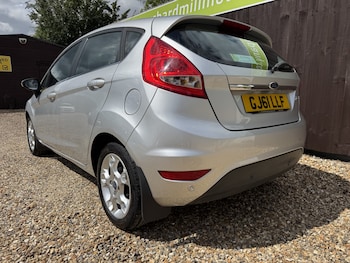 Used Ford Fiesta 2011 for sale - 79010846: Photo