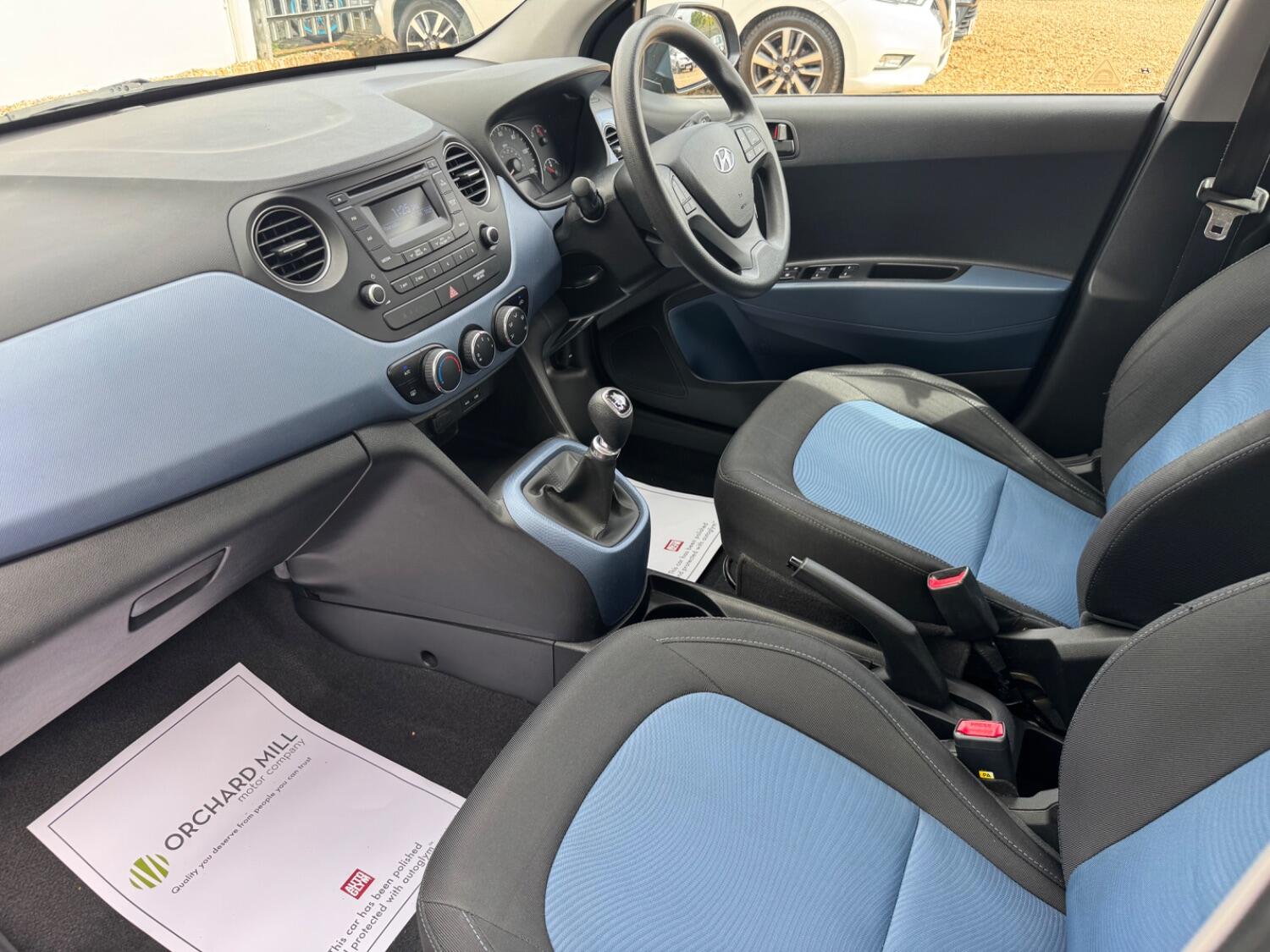 Used Hyundai i10 2014 for sale - 76769259: Photo 10