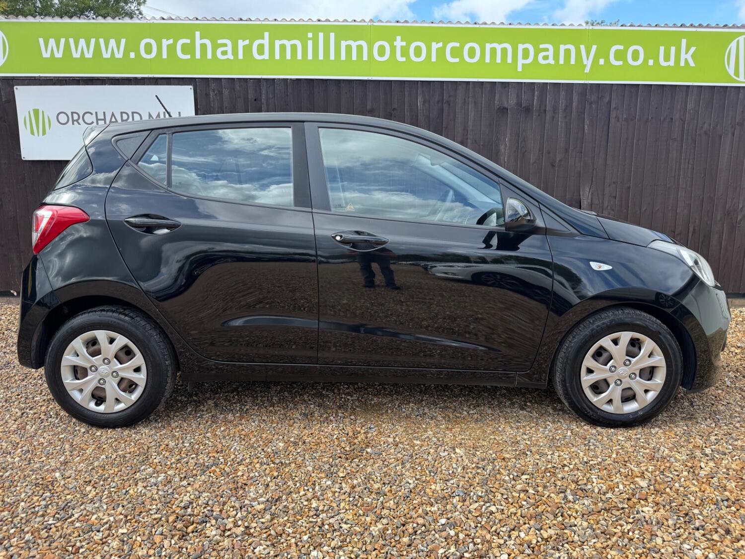 Used Hyundai i10 2014 for sale - 76769259: Photo 7