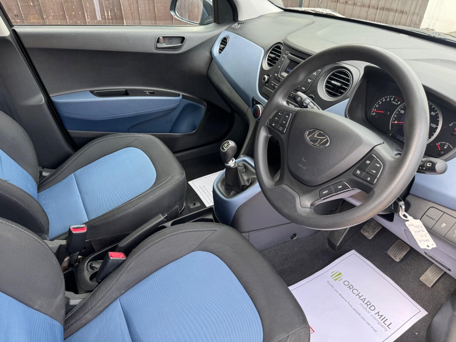 Used Hyundai i10 2014 for sale - 76769259: Photo 8