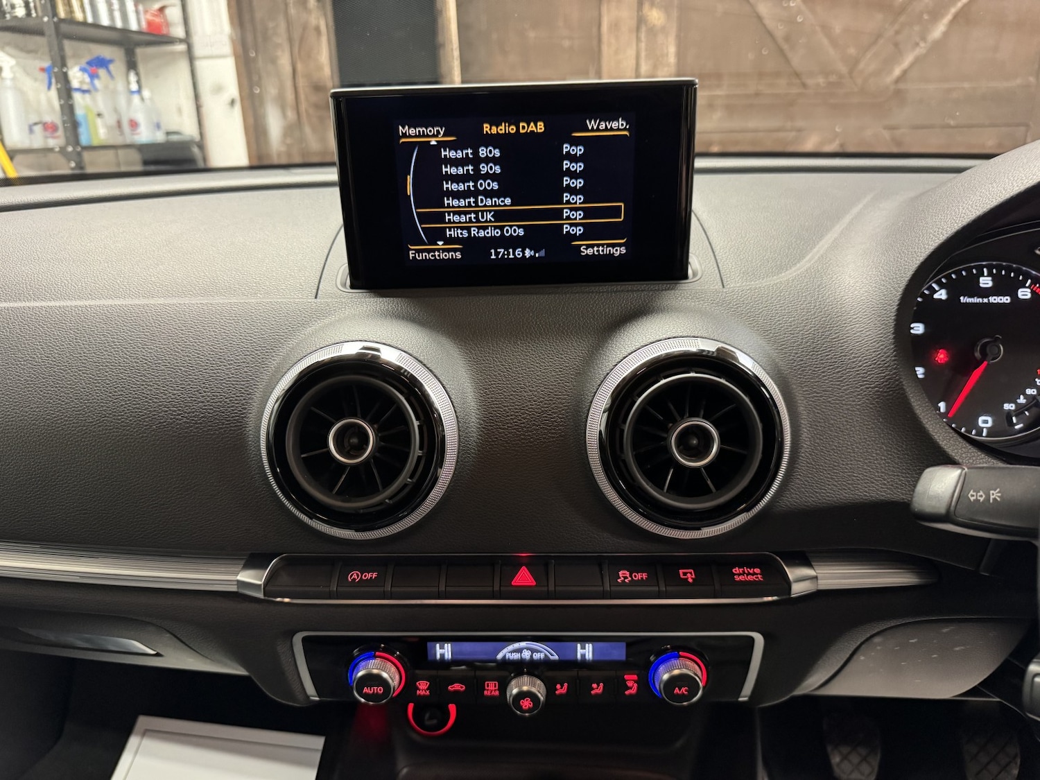 Used Audi A3 2014 for sale - 76986795: Photo 15