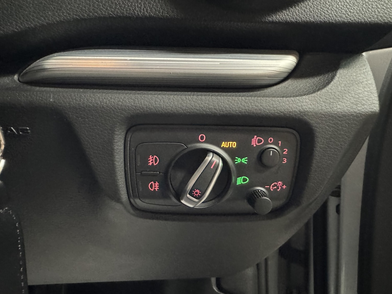 Used Audi A3 2014 for sale - 76986795: Photo 18