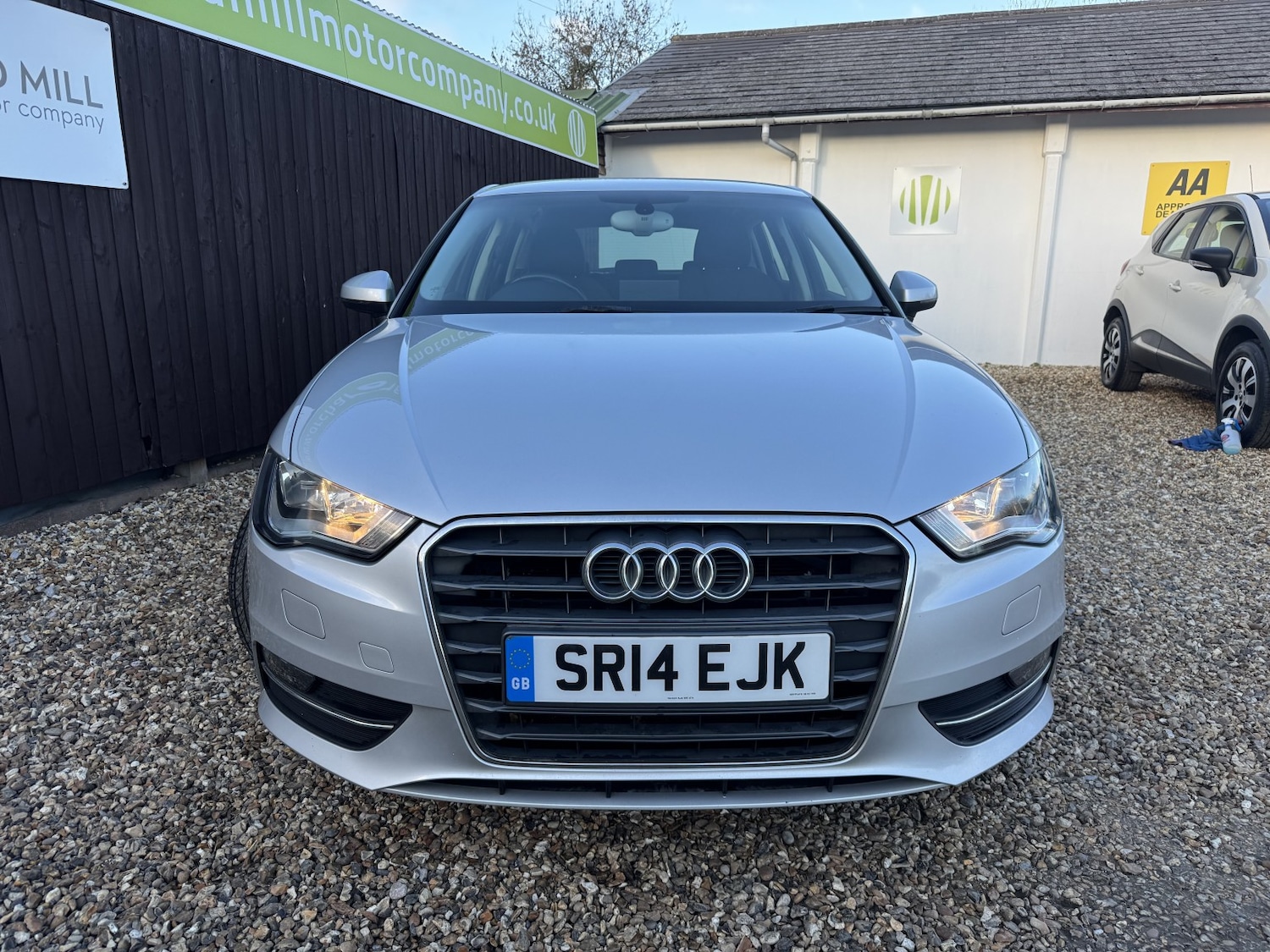 Used Audi A3 2014 for sale - 76986795: Photo 2