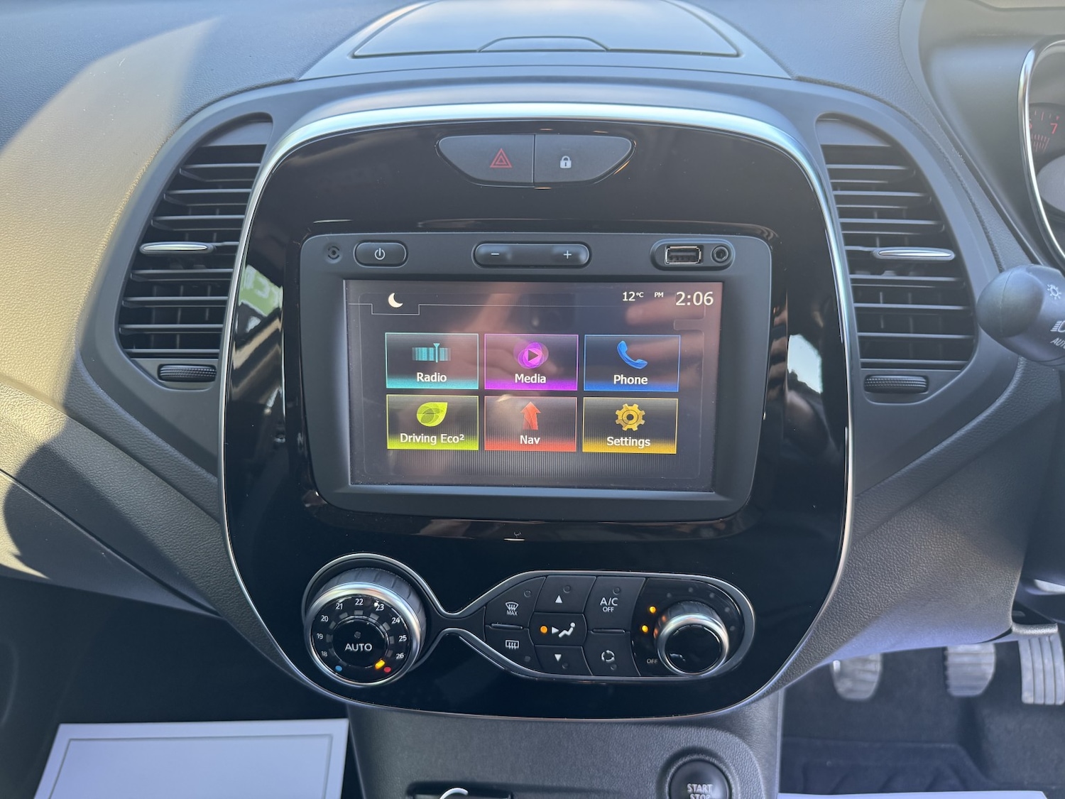 Used Renault Captur 2017 for sale - 76418301: Photo 15