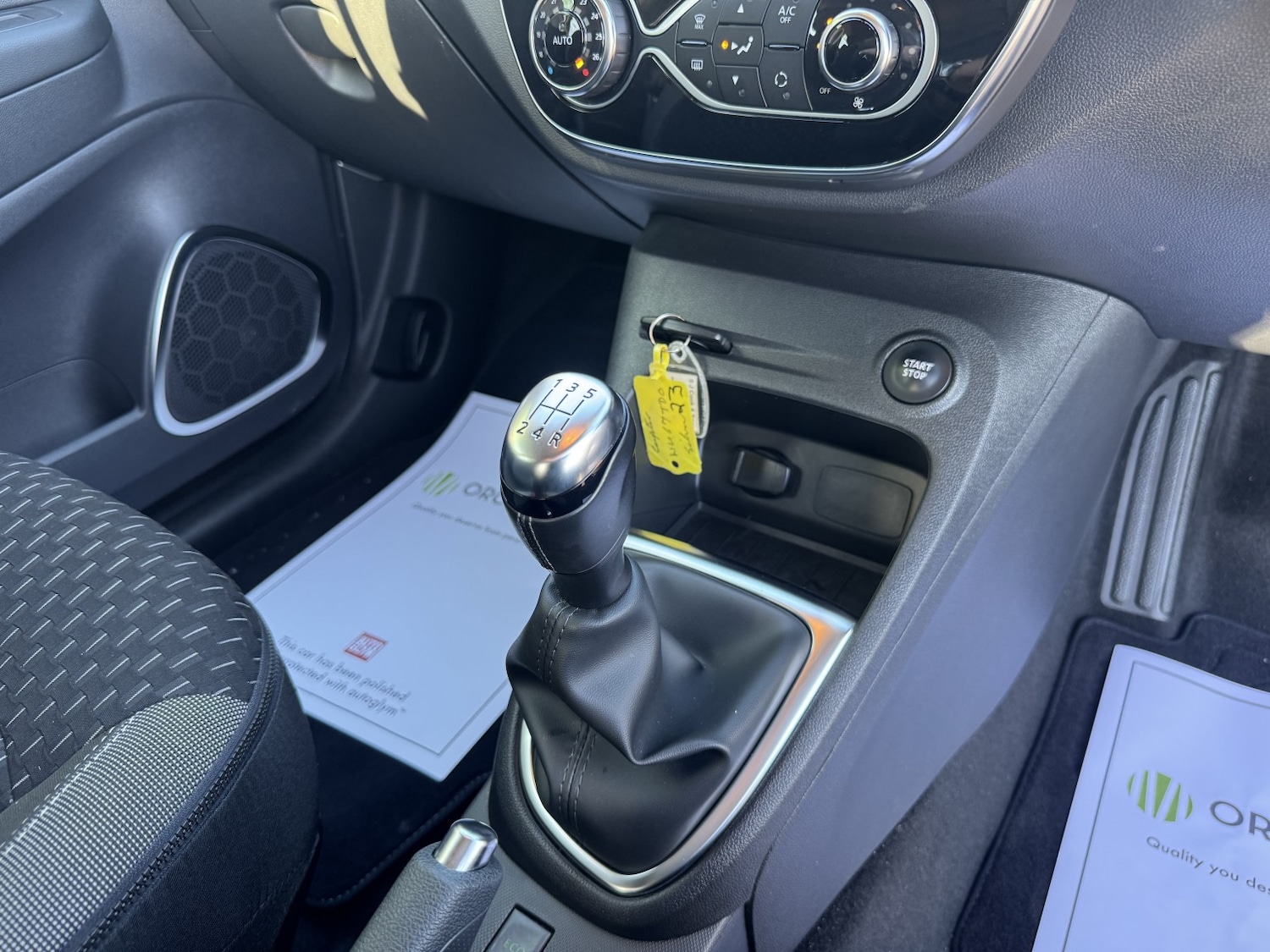 Used Renault Captur 2017 for sale - 76418301: Photo 16