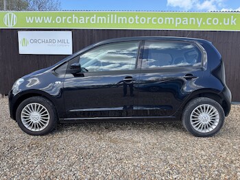 Used Volkswagen up! 2015 for sale - 78289736: Photo