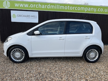 Used Volkswagen up! 2014 for sale - 76918439: Photo