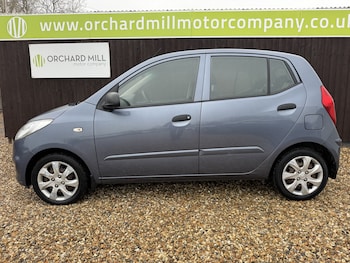 Used Hyundai i10 2013 for sale - 77766443: Photo