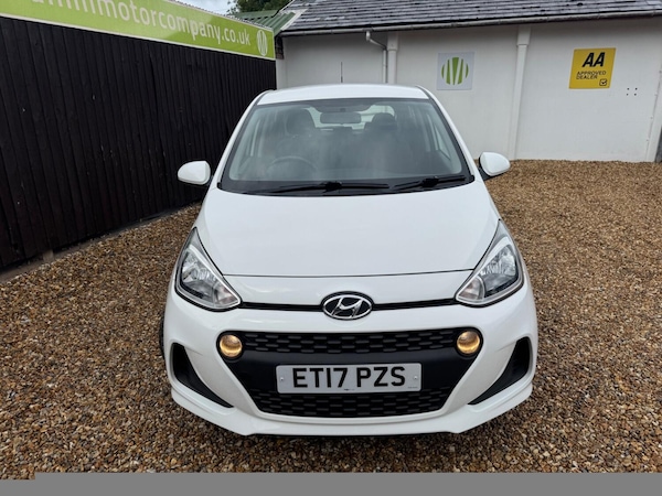 Used Hyundai i10 2017 for sale - 74949494: Photo 2