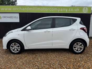 Used Hyundai i10 2017 for sale - 74949494: Photo