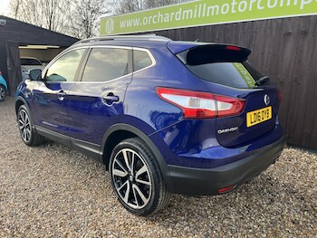 Used Nissan Qashqai 2016 for sale - 76911122: Photo