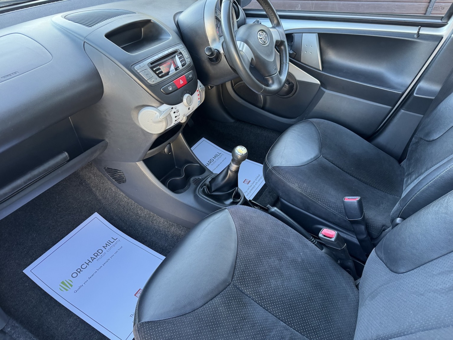 Used Toyota AYGO 2013 for sale - 77056573: Photo 10