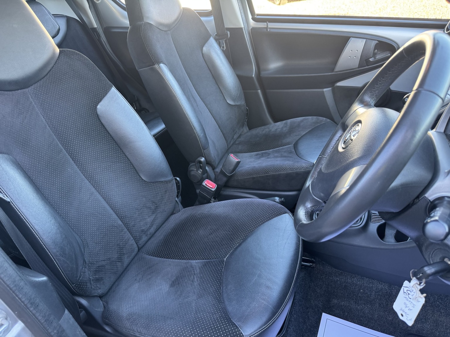 Used Toyota AYGO 2013 for sale - 77056573: Photo 13