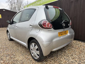 Used Toyota AYGO 2013 for sale - 77056573: Photo