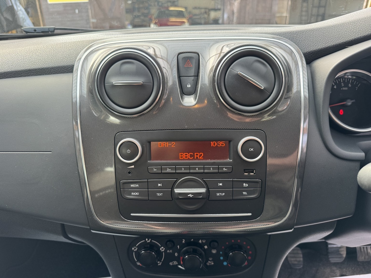 Used Dacia Sandero Stepway 2020 for sale - 77977171: Photo 15