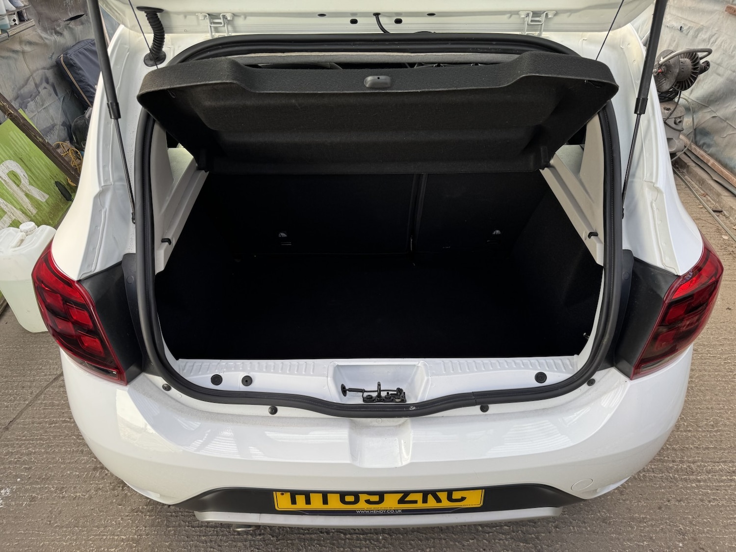 Used Dacia Sandero Stepway 2020 for sale - 77977171: Photo 18