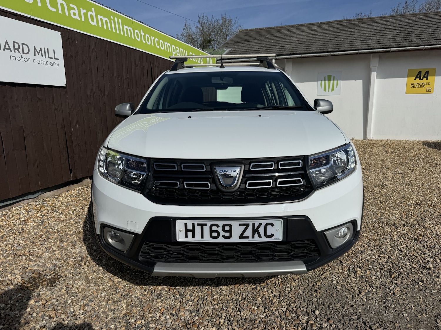 Used Dacia Sandero Stepway 2020 for sale - 77977171: Photo 2