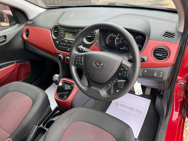 Used Hyundai i10 2018 for sale - 75529816: Photo 8
