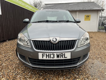 Used Skoda Fabia 2013 for sale - 77173161: Photo
