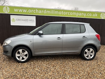 Used Skoda Fabia 2013 for sale - 77173161: Photo