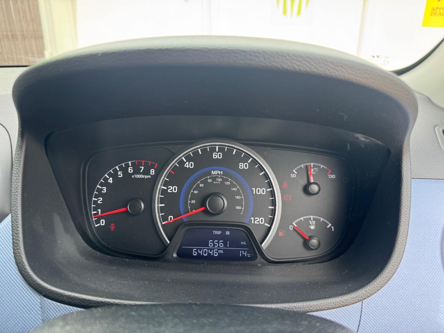 Used Hyundai i10 2014 for sale - 75836247: Photo 20