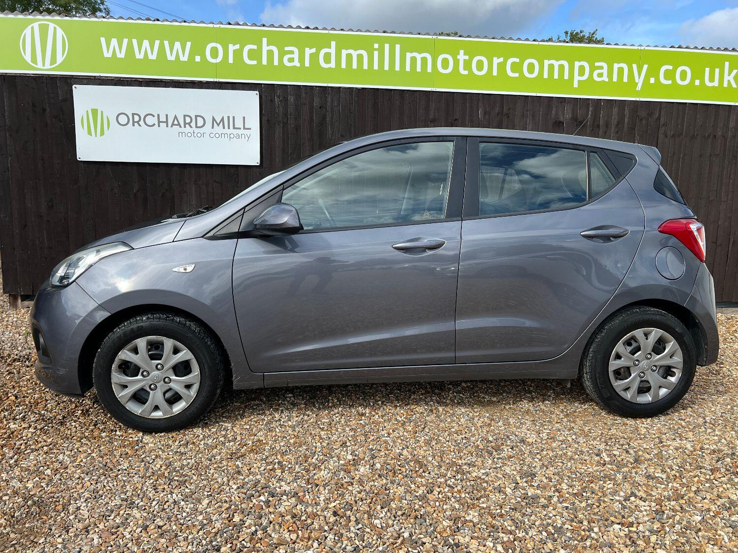 Used Hyundai i10 2014 for sale - 75806441: Photo 3