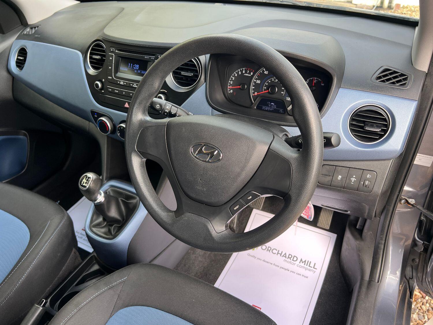 Used Hyundai i10 2014 for sale - 75806441: Photo 8