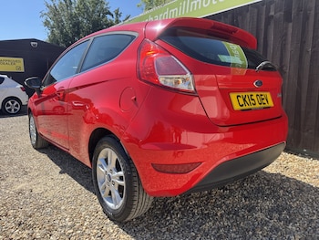 Used Ford Fiesta 2015 for sale - 79340858: Photo
