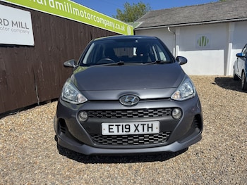 Used Hyundai i10 2019 for sale - 78427689: Photo