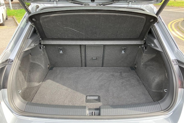 Used Volkswagen T-Roc 2024 for sale - 76226695: Photo 11