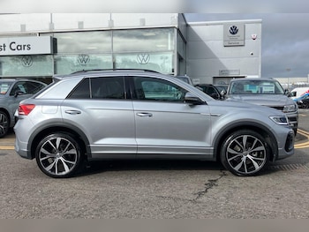 Used Volkswagen T-Roc 2024 for sale - 76226695: Photo 4