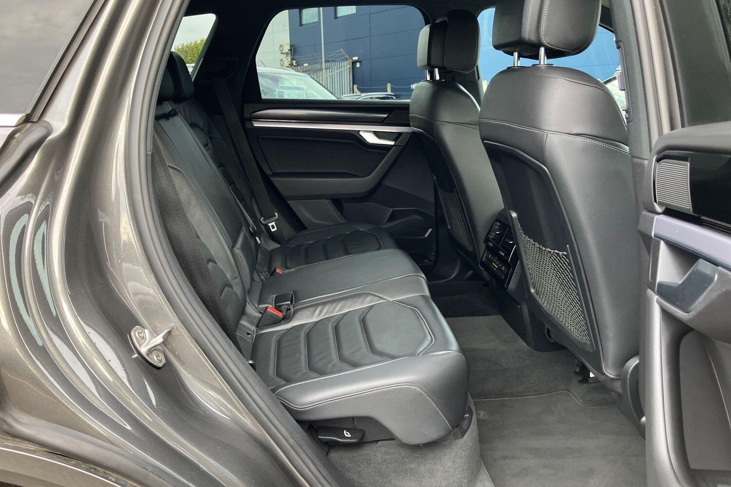 Used Volkswagen Touareg 2019 for sale - 76188421: Photo 26