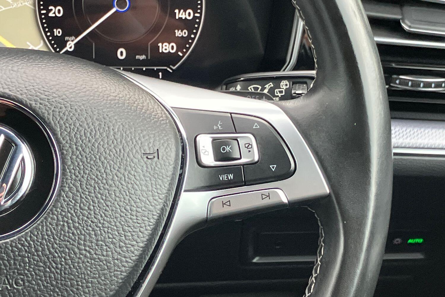 Used Volkswagen Touareg 2019 for sale - 76188421: Photo 30
