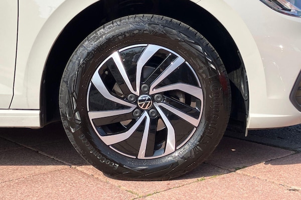 Used Volkswagen Polo 2023 for sale - 75589742: Photo 5