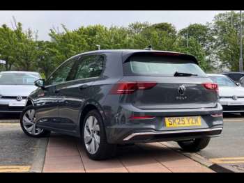 Used Volkswagen Golf 2025 for sale - 74935142: Photo