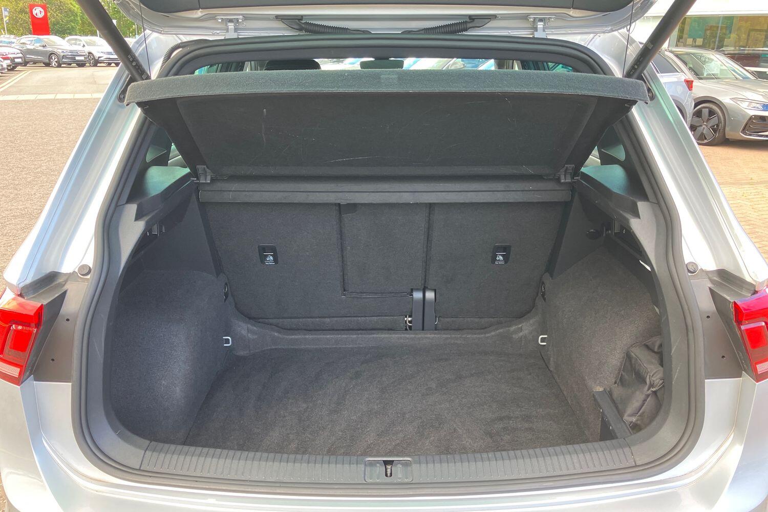 Used Volkswagen Tiguan 2022 for sale - 76072128: Photo 11