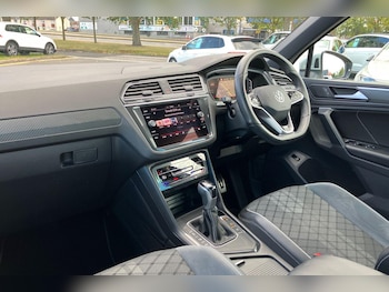 Used Volkswagen Tiguan 2022 for sale - 76072128: Photo 2