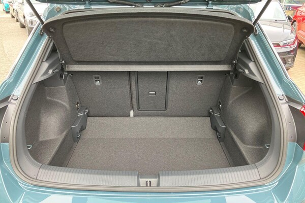 Used Volkswagen T-Roc 2025 for sale - 76259280: Photo 11