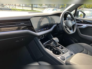 Used Volkswagen Touareg 2021 for sale - 75506943: Photo