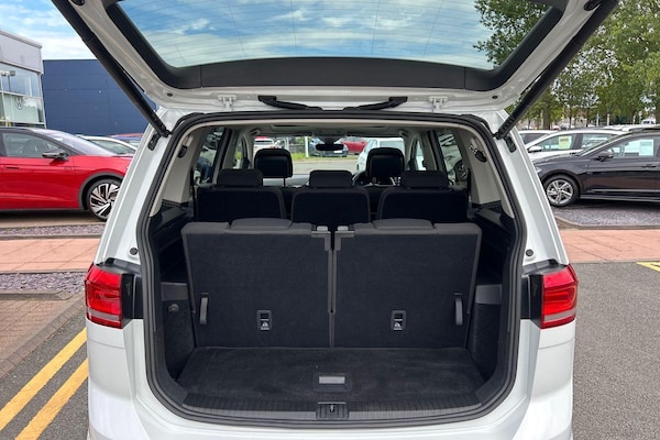 Used Volkswagen Touran 2024 for sale - 75290280: Photo 11